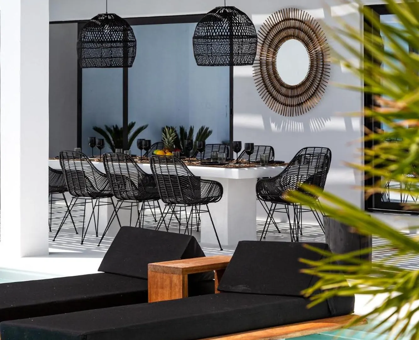 Psarou Black Villas Mykonos Town Grecja