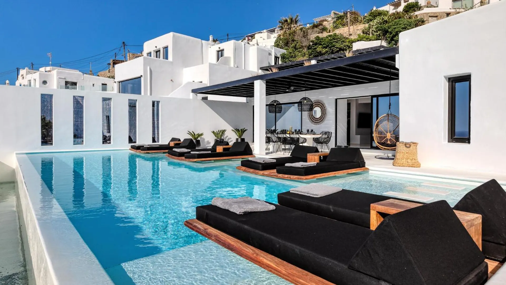 Psarou Black Villas Mykonos Town