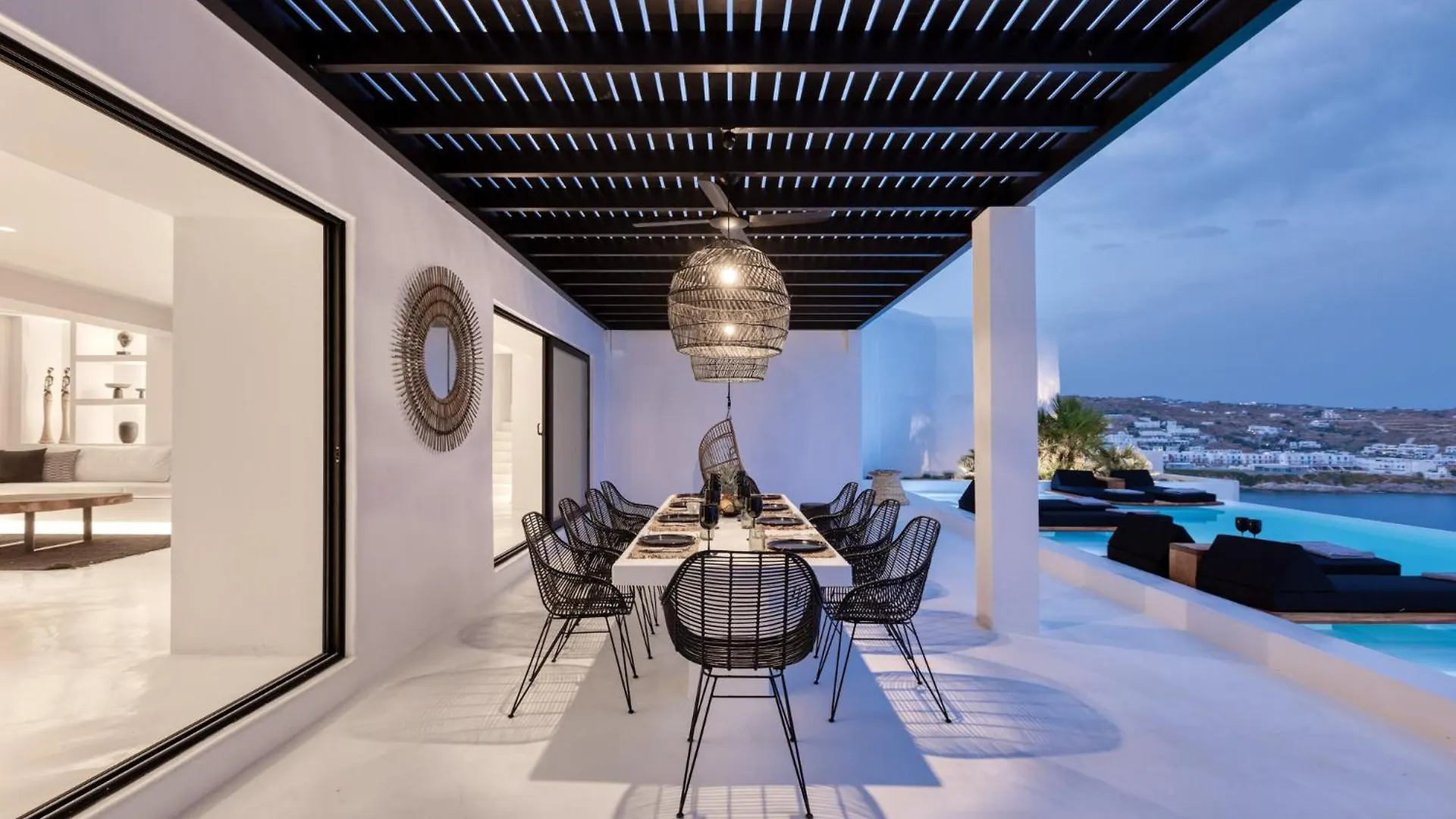 Psarou Black Villas Mykonos Town