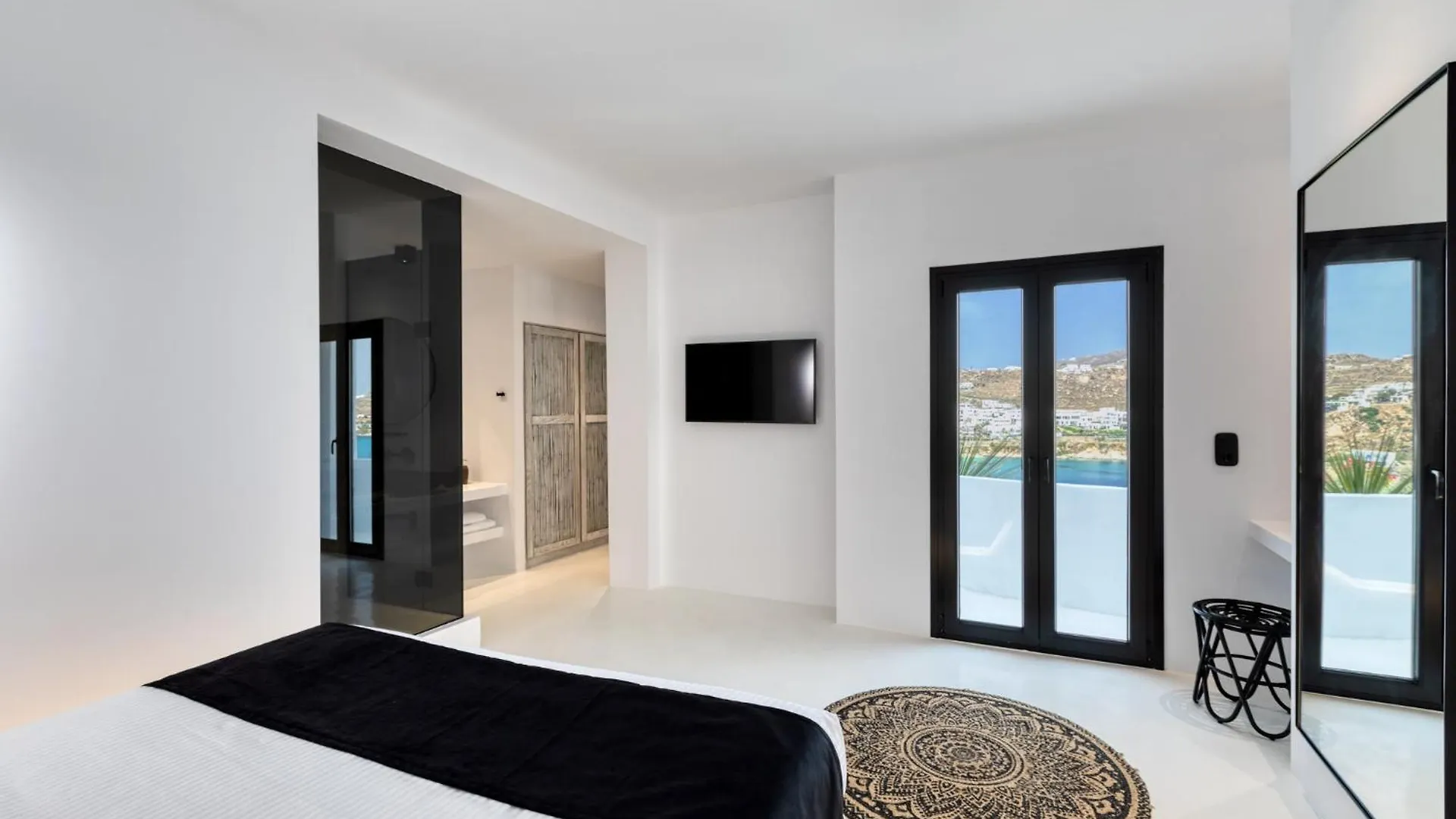 Psarou Black Villas Mykonos Town