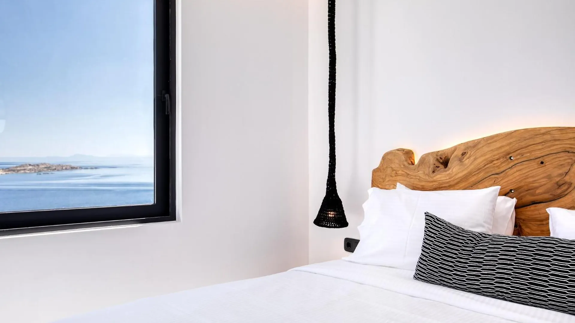 Psarou Black Villas Mykonos Town